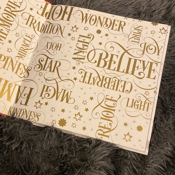 Words Of Christmas book - Picture 3 of 7